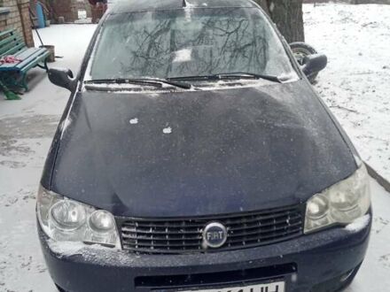 Синій Фіат Сієна, об'ємом двигуна 1.24 л та пробігом 188 тис. км за 2700 $, фото 1 на Automoto.ua