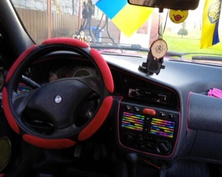 Зеленый Фиат Сиена, объемом двигателя 1.6 л и пробегом 111 тыс. км за 2100 $, фото 5 на Automoto.ua