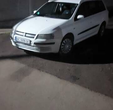 Белый Фиат Стило, объемом двигателя 1.91 л и пробегом 310 тыс. км за 3100 $, фото 2 на Automoto.ua