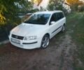 Белый Фиат Стило, объемом двигателя 1.9 л и пробегом 310 тыс. км за 3100 $, фото 1 на Automoto.ua