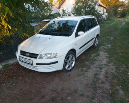 Белый Фиат Стило, объемом двигателя 1.9 л и пробегом 310 тыс. км за 3100 $, фото 1 на Automoto.ua