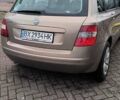 Бежевый Фиат Стило, объемом двигателя 1.6 л и пробегом 160 тыс. км за 4600 $, фото 4 на Automoto.ua