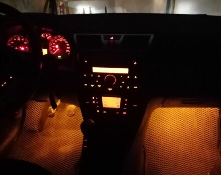 Черный Фиат Стило, объемом двигателя 1.6 л и пробегом 180 тыс. км за 4500 $, фото 4 на Automoto.ua