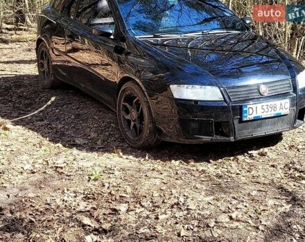 Черный Фиат Стило, объемом двигателя 2.4 л и пробегом 260 тыс. км за 3500 $, фото 1 на Automoto.ua