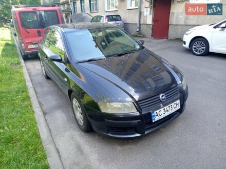 Фіат Стіло 2003 у Луцьку на Automoto.ua Чорний Фіат Стіло, об'ємом двигуна 1.6 л та пробігом 250 тис. км за 3000 $, фото 1 на Automoto.ua