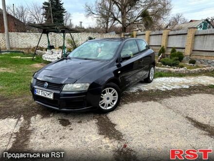 Чорний Фіат Стіло, об'ємом двигуна 1.6 л та пробігом 255 тис. км за 2500 $, фото 1 на Automoto.ua