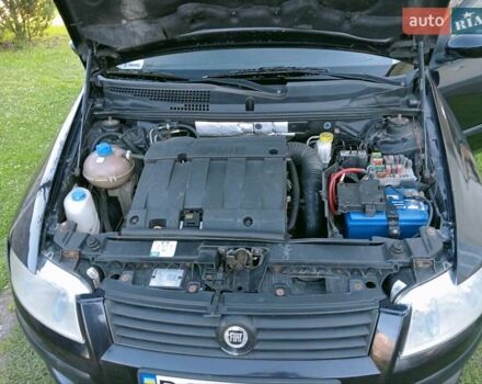 Фиолетовый Фиат Стило, объемом двигателя 1.6 л и пробегом 240 тыс. км за 2100 $, фото 4 на Automoto.ua
