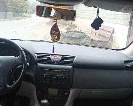 Красный Фиат Стило, объемом двигателя 1.6 л и пробегом 308 тыс. км за 2999 $, фото 6 на Automoto.ua