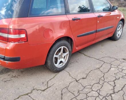 Красный Фиат Стило, объемом двигателя 1.9 л и пробегом 10 тыс. км за 3300 $, фото 2 на Automoto.ua