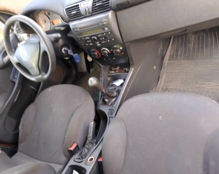 Красный Фиат Стило, объемом двигателя 1.9 л и пробегом 10 тыс. км за 3300 $, фото 3 на Automoto.ua