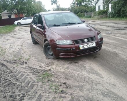 Червоний Фіат Стіло, об'ємом двигуна 1.9 л та пробігом 354 тис. км за 2199 $, фото 1 на Automoto.ua