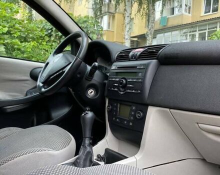 Фиат Стило, объемом двигателя 1.9 л и пробегом 236 тыс. км за 3900 $, фото 7 на Automoto.ua