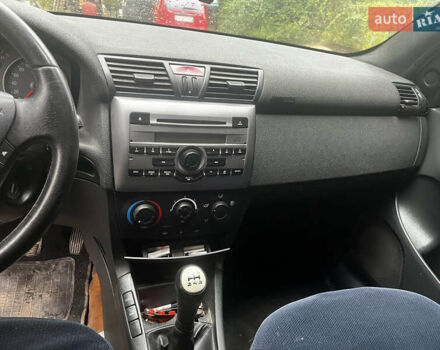 Серый Фиат Стило, объемом двигателя 1.9 л и пробегом 420 тыс. км за 2400 $, фото 6 на Automoto.ua