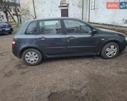 Серый Фиат Стило, объемом двигателя 1.8 л и пробегом 206 тыс. км за 2550 $, фото 4 на Automoto.ua