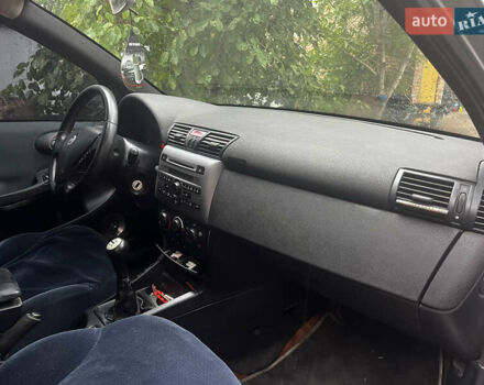 Серый Фиат Стило, объемом двигателя 1.9 л и пробегом 420 тыс. км за 2400 $, фото 8 на Automoto.ua