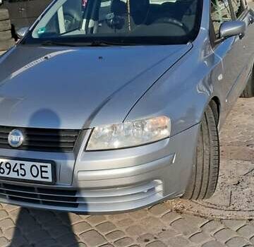 Серый Фиат Стило, объемом двигателя 1.4 л и пробегом 250 тыс. км за 3700 $, фото 2 на Automoto.ua
