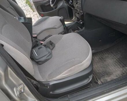 Серый Фиат Стило, объемом двигателя 1.91 л и пробегом 280 тыс. км за 3600 $, фото 5 на Automoto.ua