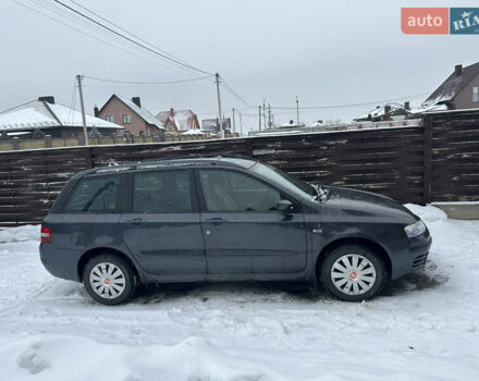 Серый Фиат Стило, объемом двигателя 1.6 л и пробегом 170 тыс. км за 3300 $, фото 10 на Automoto.ua