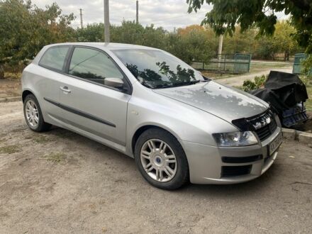 Фіат Стіло 2002 у Криничках на Automoto.ua Сірий Фіат Стіло, об'ємом двигуна 1.8 л та пробігом 301 тис. км за 2500 $, фото 1 на Automoto.ua
