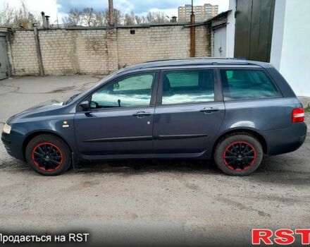 Серый Фиат Стило, объемом двигателя 1.6 л и пробегом 215 тыс. км за 4500 $, фото 1 на Automoto.ua