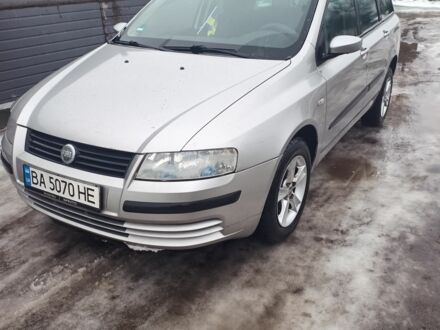Сірий Фіат Стіло, об'ємом двигуна 1.6 л та пробігом 320 тис. км за 2991 $, фото 1 на Automoto.ua