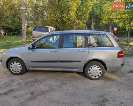 Серый Фиат Стило, объемом двигателя 1.4 л и пробегом 210 тыс. км за 3700 $, фото 1 на Automoto.ua