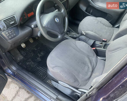 Фиат Стило 2001 в Житомире на Automoto.ua Синий Фиат Стило, объемом двигателя 1.91 л и пробегом 290 тыс. км за 2900 $, фото 9 на Automoto.ua