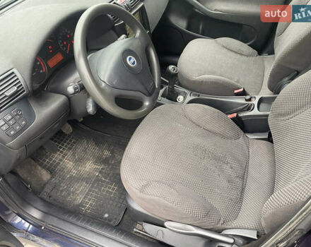 Синий Фиат Стило, объемом двигателя 1.91 л и пробегом 295 тыс. км за 2700 $, фото 13 на Automoto.ua