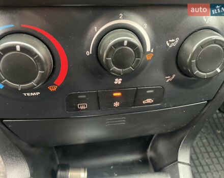 Синий Фиат Стило, объемом двигателя 1.91 л и пробегом 295 тыс. км за 2700 $, фото 9 на Automoto.ua