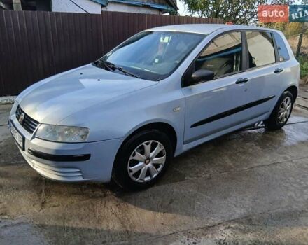 Синий Фиат Стило, объемом двигателя 1.6 л и пробегом 320 тыс. км за 3600 $, фото 4 на Automoto.ua