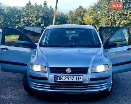 Синій Фіат Стіло, об'ємом двигуна 1.6 л та пробігом 323 тис. км за 3500 $, фото 4 на Automoto.ua