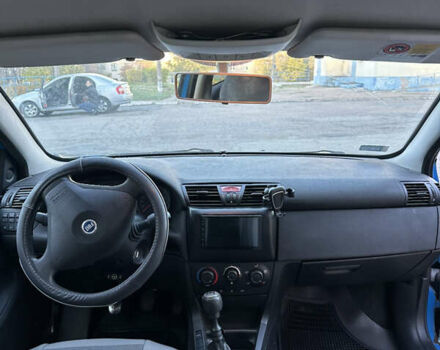 Синий Фиат Стило, объемом двигателя 1.6 л и пробегом 246 тыс. км за 2800 $, фото 4 на Automoto.ua