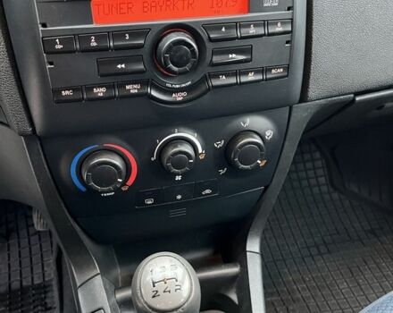 Синий Фиат Стило, объемом двигателя 1.9 л и пробегом 267 тыс. км за 3700 $, фото 12 на Automoto.ua