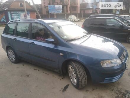 Фіат Стіло 2004 у Яремче на Automoto.ua Синій Фіат Стіло, об'ємом двигуна 1.9 л та пробігом 255 тис. км за 3700 $, фото 1 на Automoto.ua