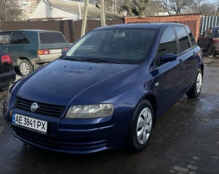Синий Фиат Стило, объемом двигателя 1.9 л и пробегом 200 тыс. км за 3200 $, фото 1 на Automoto.ua