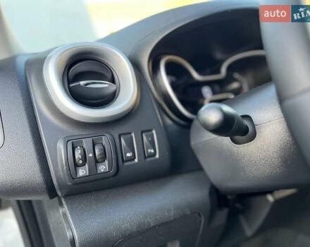 Белый Фиат Таленто, объемом двигателя 1.6 л и пробегом 175 тыс. км за 13950 $, фото 5 на Automoto.ua