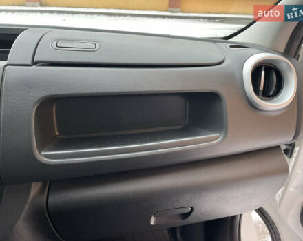 Белый Фиат Таленто, объемом двигателя 2 л и пробегом 294 тыс. км за 15900 $, фото 30 на Automoto.ua