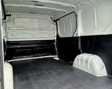 Белый Фиат Таленто, объемом двигателя 2 л и пробегом 187 тыс. км за 16900 $, фото 19 на Automoto.ua