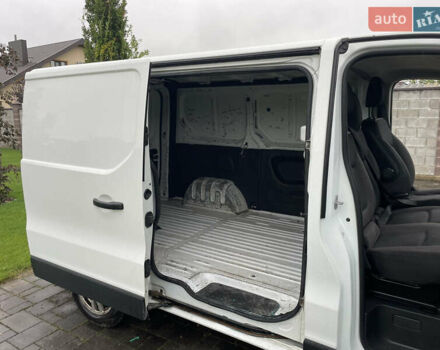 Белый Фиат Таленто, объемом двигателя 1.6 л и пробегом 313 тыс. км за 12000 $, фото 4 на Automoto.ua