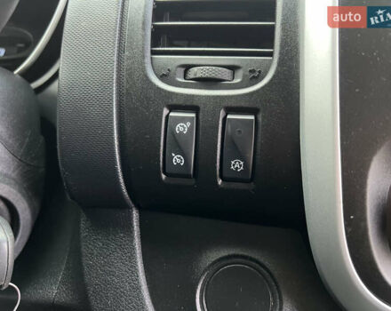 Белый Фиат Таленто, объемом двигателя 2 л и пробегом 114 тыс. км за 19000 $, фото 47 на Automoto.ua