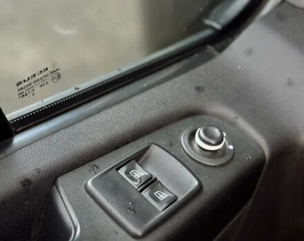 Черный Фиат Таленто, объемом двигателя 1.6 л и пробегом 186 тыс. км за 17000 $, фото 37 на Automoto.ua