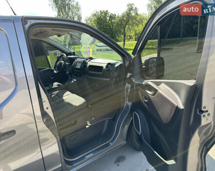 Серый Фиат Таленто, объемом двигателя 1.6 л и пробегом 226 тыс. км за 19000 $, фото 13 на Automoto.ua