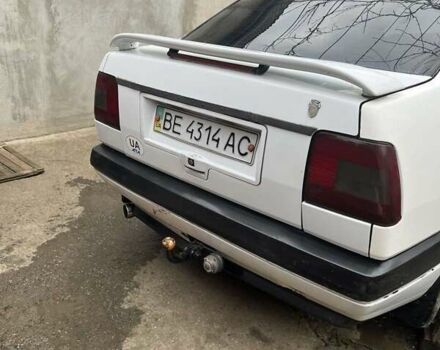 Белый Фиат Темпра, объемом двигателя 2 л и пробегом 900 тыс. км за 500 $, фото 2 на Automoto.ua