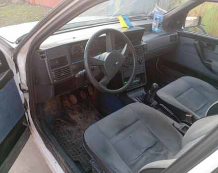 Білий Фіат Темпра, об'ємом двигуна 1.4 л та пробігом 300 тис. км за 750 $, фото 1 на Automoto.ua