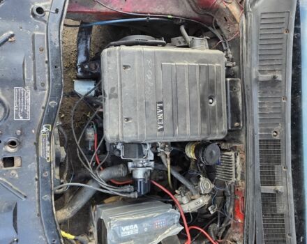 Красный Фиат Темпра, объемом двигателя 1 л и пробегом 513 тыс. км за 452 $, фото 4 на Automoto.ua