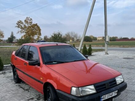 Фіат Темпра 1992 у Криничках на Automoto.ua Червоний Фіат Темпра, об'ємом двигуна 1.6 л та пробігом 230 тис. км за 1000 $, фото 1 на Automoto.ua