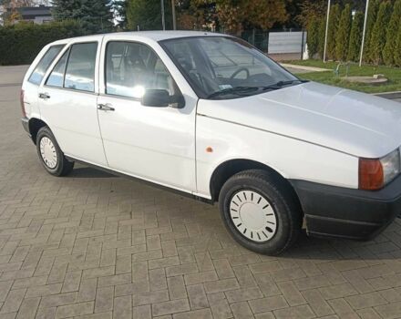 Белый Фиат Типо, объемом двигателя 1.4 л и пробегом 127 тыс. км за 900 $, фото 1 на Automoto.ua