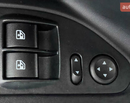 Білий Фіат Тіпо, об'ємом двигуна 1.3 л та пробігом 159 тис. км за 9450 $, фото 12 на Automoto.ua