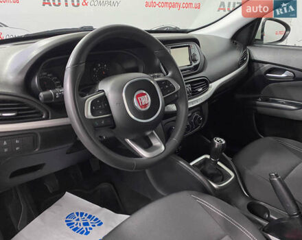 Білий Фіат Тіпо, об'ємом двигуна 1.3 л та пробігом 159 тис. км за 9450 $, фото 4 на Automoto.ua