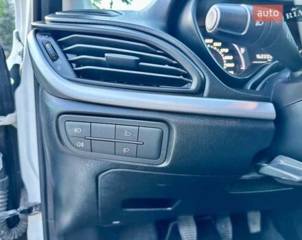 Білий Фіат Тіпо, об'ємом двигуна 1.25 л та пробігом 162 тис. км за 7300 $, фото 31 на Automoto.ua